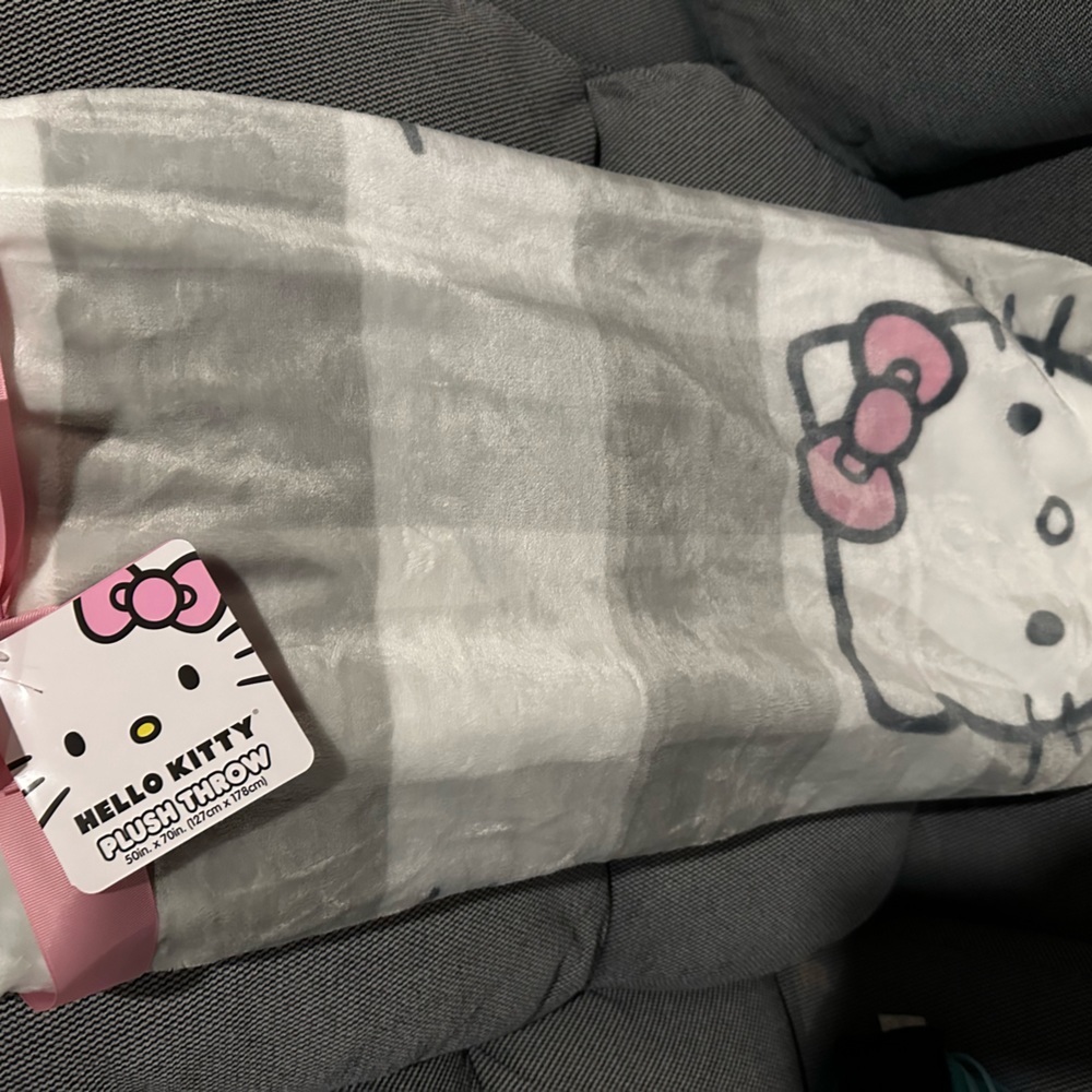 Hello Kitty Plaid Throw Blanket